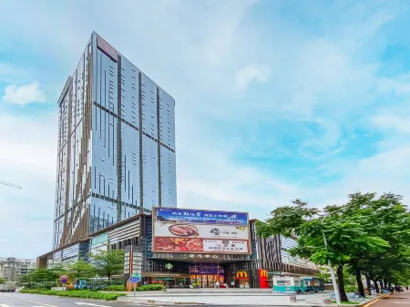 Versailles Apartment (Zhuhai Gongbei Port High-speed Railway Station) Отели рядом с достопримечательностью «Hengqin Bridge»