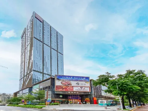 Versailles Apartment (Zhuhai Gongbei Port High-speed Railway Station) Hotels in Zhuhai