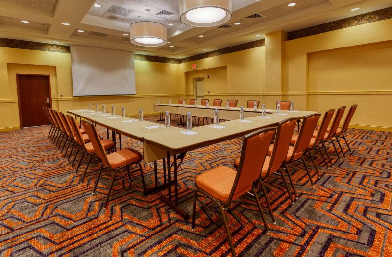 Drury Inn & Suites Indianapolis Northeast photo 3