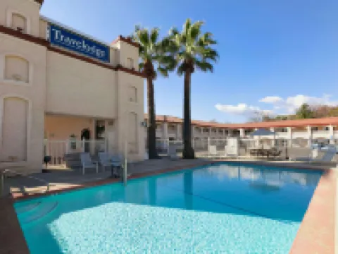 雷丁加利福尼亞州Travelodge by Wyndham 雷丁酒店