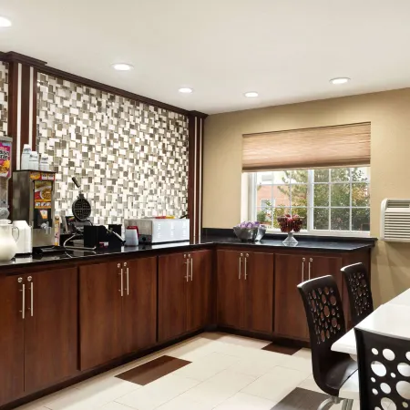 Super 8 by Wyndham Joplin