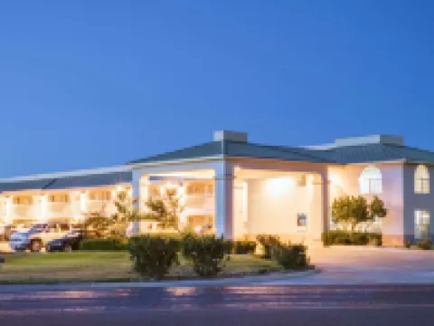 斯託克頓堡温德姆戴斯酒店 斯托克頓堡酒店