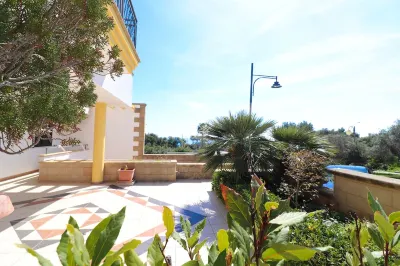 Casa la Perla in Castro Sea View Các khách sạn ở Andrano