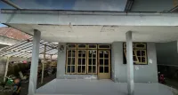 Homestay Pak Purna Hotels near Pasar Krempyeng Desa Jeru