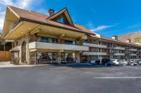 The Wander Hotel, a Ramada by Wyndham Hotels in Gatlinburg