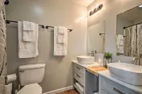 Chic Ste Genevieve Home w/ Nice Interior Amenities