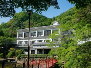 塩田温泉 湯元 上山旅館