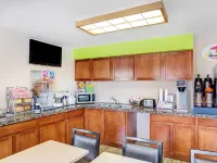 Super 8 by Wyndham Casa Grande - breakfast