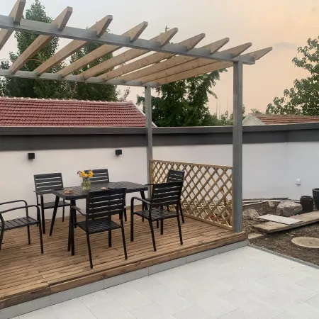 Huyirenjia Homestay