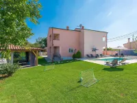 Paus Hotels in Barban