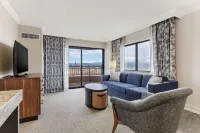 Embassy Suites by Hilton Anaheim Orange - バルコニー