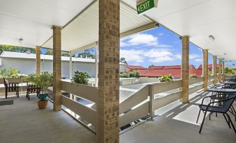 Golden Beach Motor Inn, Caloundra