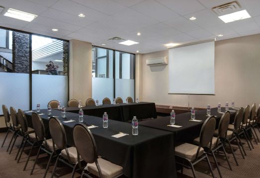 데이즈 인 캘거리 사우스