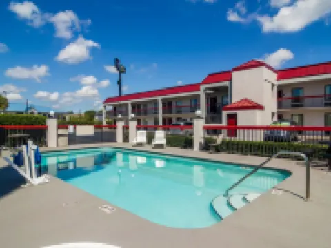 紅頂飯店-金斯蘭 金斯蘭住宿飯店