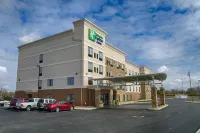 Holiday Inn Express & Suites Sidney