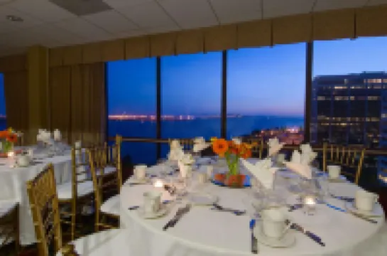 Hilton Garden Inn San Francisco/Oakland Bay Bridge