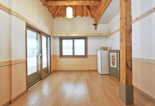 다래헌 한옥 외관 이미지