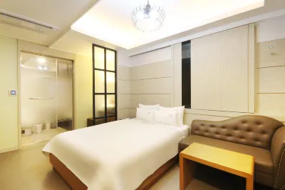 Yangsan Tongdosa Tayo Hoteles cerca de Pyeongsan Bookstore