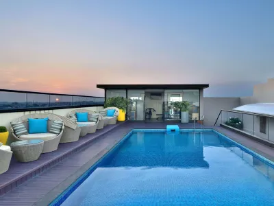 Novotel Jodhpur Iti Circle Отели рядом с достопримечательностью «Sun Temple»