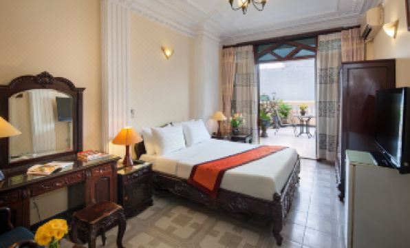 Lucky Hotel Hanoi