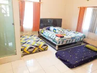 TP 20 Semarang Hotels in Kaliwiru