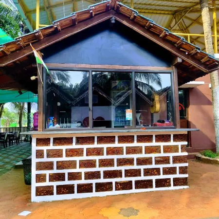 Coconut Tree Resort