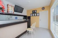 RedDoorz Syariah Near Rsud Dr Iskak Tulungagung Hotel a Kedungwaru