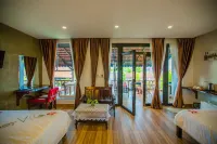 Moloppor Villa Hotels near Sangker Gallery