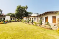 RiverView Tent Resort Hotels near Nilkanthdham Poicha
