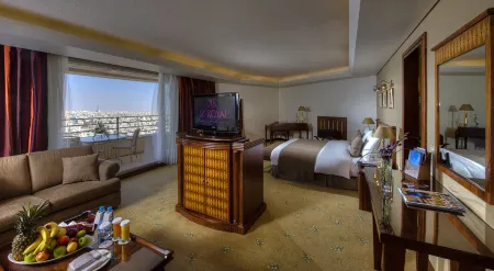 Le Royal Amman Отели рядом с достопримечательностью «Мечеть короля Абдаллы I»