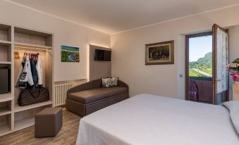 Hotel Aurora