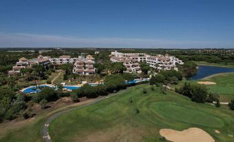 Precise Resort El Rompido-The Club