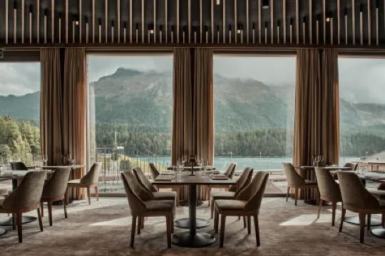 Hotel Grace la Margna ST Moritz Отели рядом с достопримечательностью «Пиц Найр»