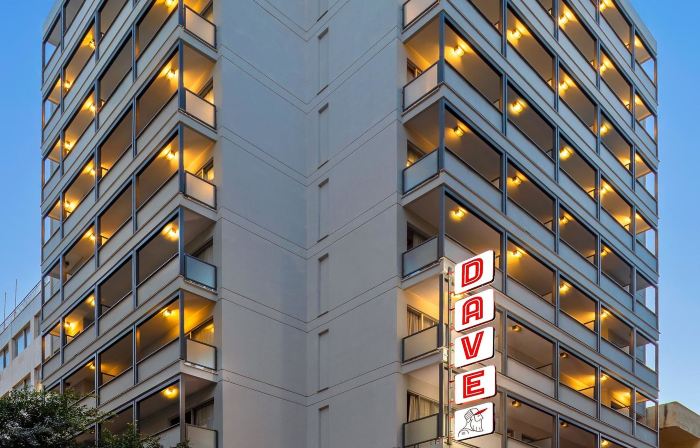Max Brown Downtown, part of Sircle Collection