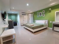 UJ apartment Отели рядом с достопримечательностью «Бурафа университет»