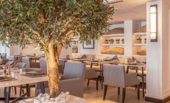 Kwetu Nairobi, Curio Collection by Hilton