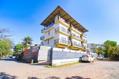 FabHotel Shree Sai Residency - in Tungarli Hôtels à : 