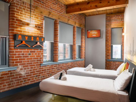 อีซีโฮเต็ล แมนเชสเตอร์