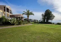 Garden Level for 5 People with Sea View