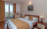 Hotel Trogir Palace Hotels near Trogir Old Town