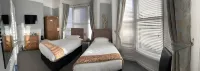 Diamonds Villa Near York Hospital