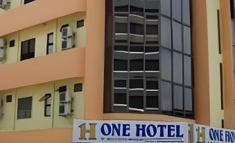 One Hotel Sadong Jaya