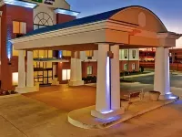 La Quinta Inn & Suites by Wyndham Meridian Hotels in Meridian