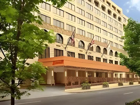 Washington Marriott Georgetown Отели рядом с достопримечательностью «Собор Святого апостола Матфея»