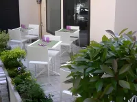 Le Figuier Hotels in Vitry-sur-Seine