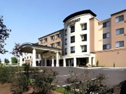 Courtyard Lebanon Hotels in Hunterdon County