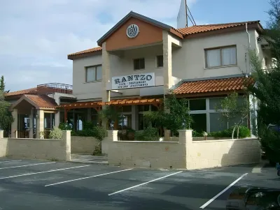 Rantzo Holiday Apartments Hotels near Barefoot Designs