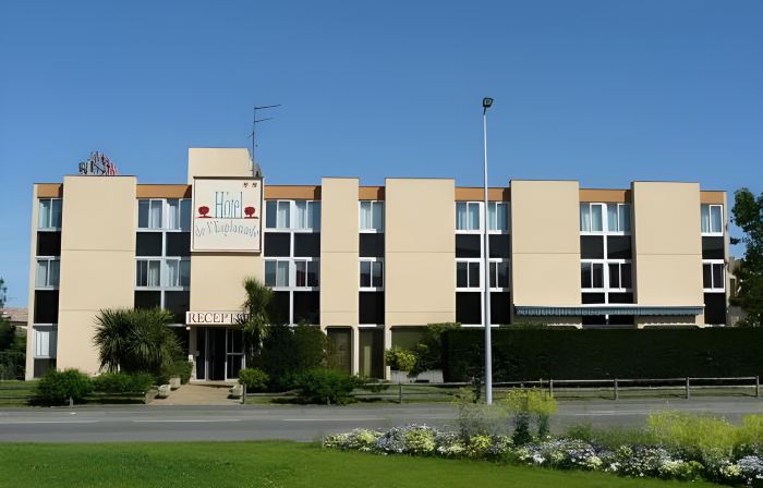 Brit Hotel Toulouse Colomiers – L’Esplanade