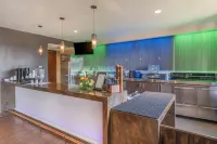 Best Western Premier Boulder Falls Inn - petit déjeuner