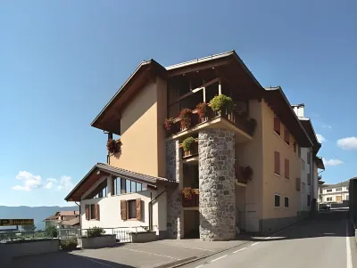 Hotel Miralago Hotels near Chiesa di S. Chiara